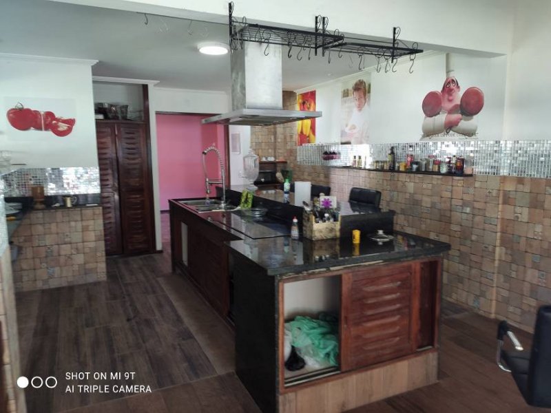 Chácara à venda jardim com 4230m² e 3 quartos por R$ 1.600.000 - 906308004-cozinha-completa.jpg