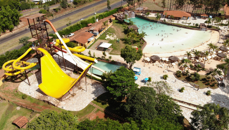 Apartamento à venda América com 99m² e 2 quartos por R$ 50.000 - 190364033-barretos-country02.jpg