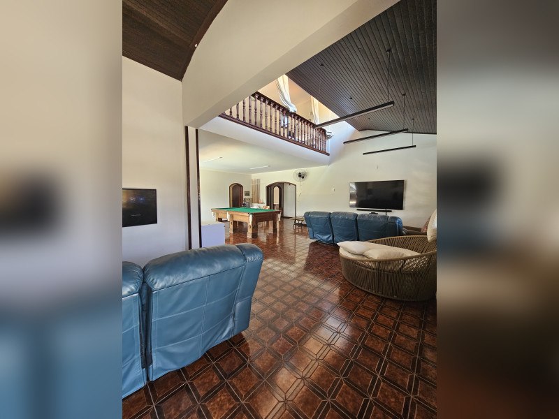 Casa à venda Riviera de São Lourenço com 420m² e 5 quartos por R$ 2.300.000 - 20240210-120819-1.jpg