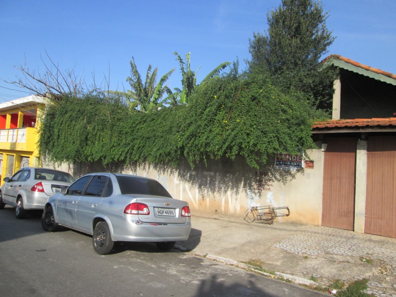 Casa à venda Vila Santo Antônio com 600m² e 3 quartos por R$ 550.000 - 21182215-IMG_0514.JPG
