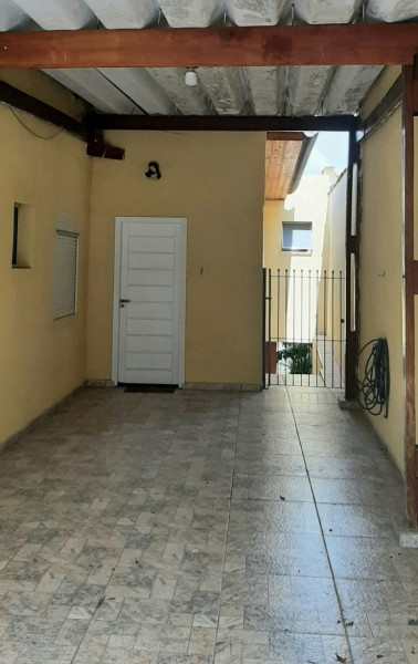 Casa à venda Vila Cavaton com 160m² e 3 quartos por R$ 750.000 - 1703501313-8quintalfrente2.jpg