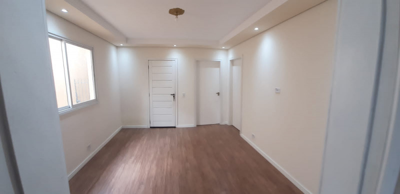 Casa à venda Vila Cavaton com 160m² e 3 quartos por R$ 750.000 - 1728553583-1salaa.jpg