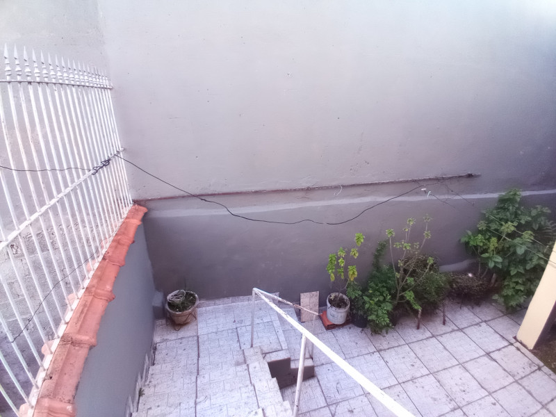 Casa à venda Vila Cavaton com 160m² e 3 quartos por R$ 750.000 - 9549552-10quintalinferior.jpg