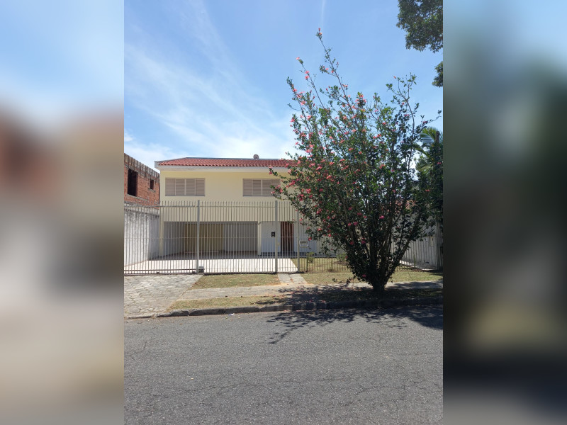 imóvel com 426m² - São Lourenço - Curitiba