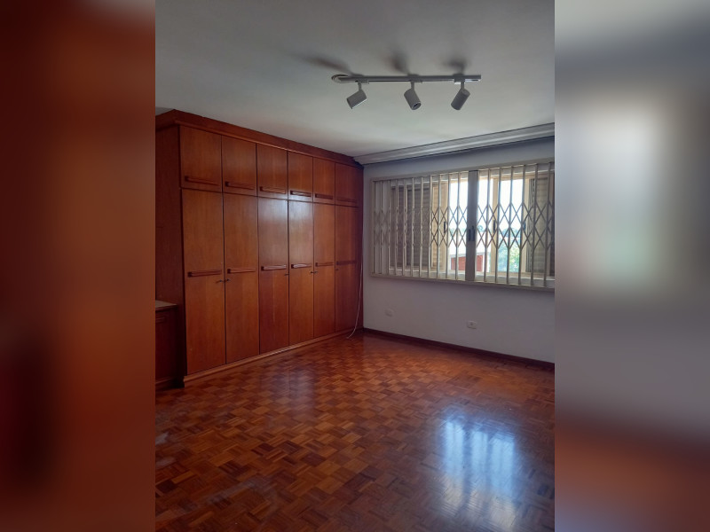 imóvel com 426m² - São Lourenço - Curitiba