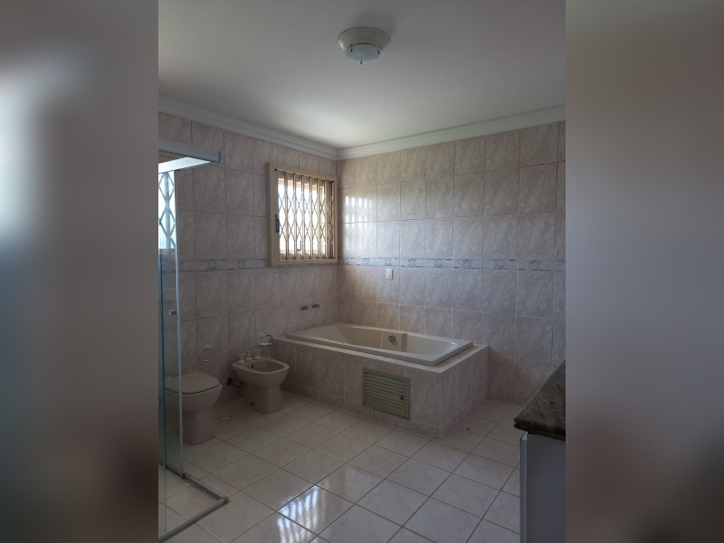 imóvel com 426m² - São Lourenço - Curitiba