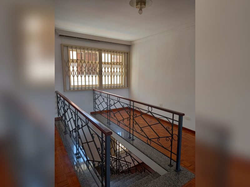 imóvel com 426m² - São Lourenço - Curitiba