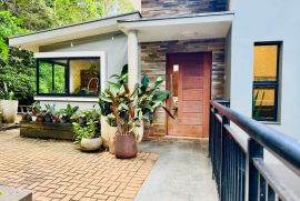 Casa à venda Vila Hortencia com 280m² - 3 dormitórios -  vagas - R$ 1.350.000 - 8ea39435-61fc-4f99-8b60-5fc9b57a6864.jpeg