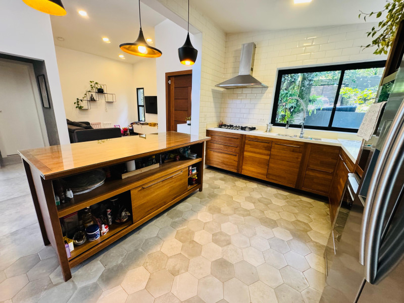 Casa à venda Vila Hortencia com 280m² e 3 quartos por R$ 1.350.000 - 0165560b-cf5c-4fe2-ad3e-954873fe7276.jpeg
