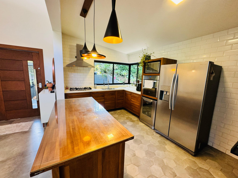 Casa à venda Vila Hortencia com 280m² e 3 quartos por R$ 1.350.000 - 29daa87b-8841-47cd-9a55-1c97da0b847d.jpeg