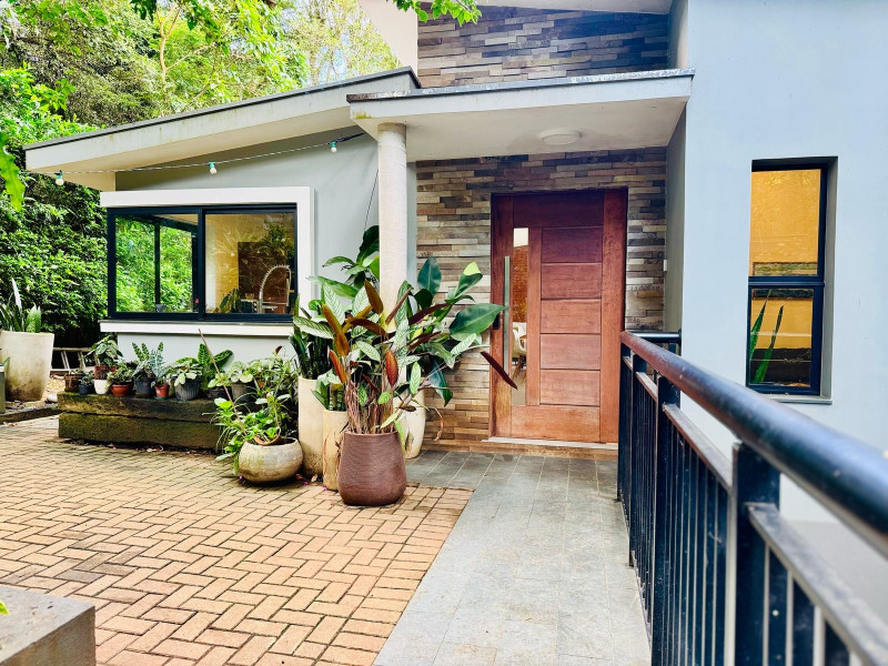 Casa à venda Vila Hortencia com 280m² e 3 quartos por R$ 1.350.000 - 8ea39435-61fc-4f99-8b60-5fc9b57a6864.jpeg