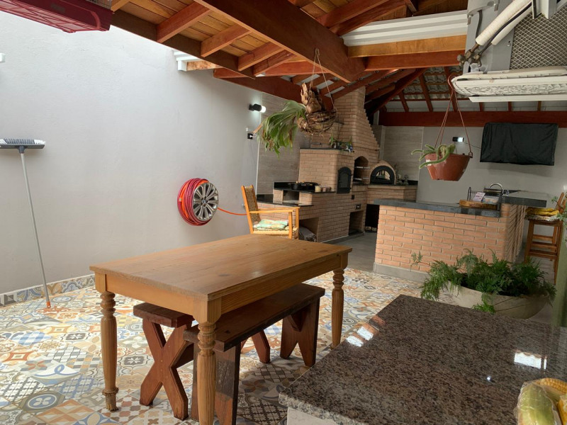 Casa à venda Loteamento Jardim Solares com 366m² e 2 quartos por R$ 850.000 - 2009115133-whatsapp-image-2024-05-21-at-08.jpeg