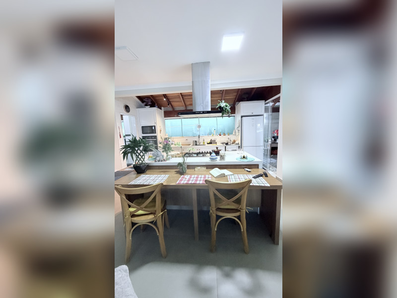 imóvel com 366m² - Loteamento Jardim Solares - Atibaia