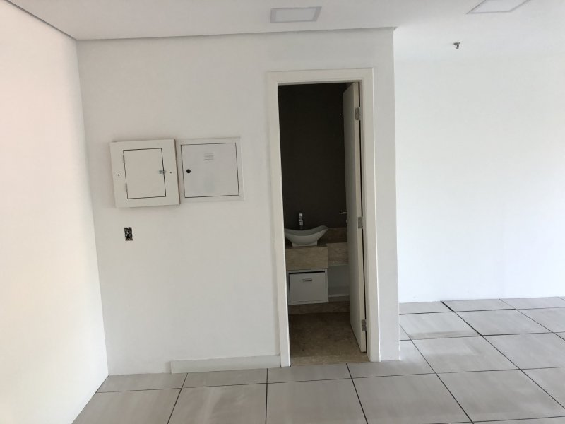 Comercial à venda Vila Ester (Zona Norte) com 50m² e 1 quarto por R$ 550.000 - 623435893-1b88f0c9-a863-4302-93e8-3993744d5805.jpeg