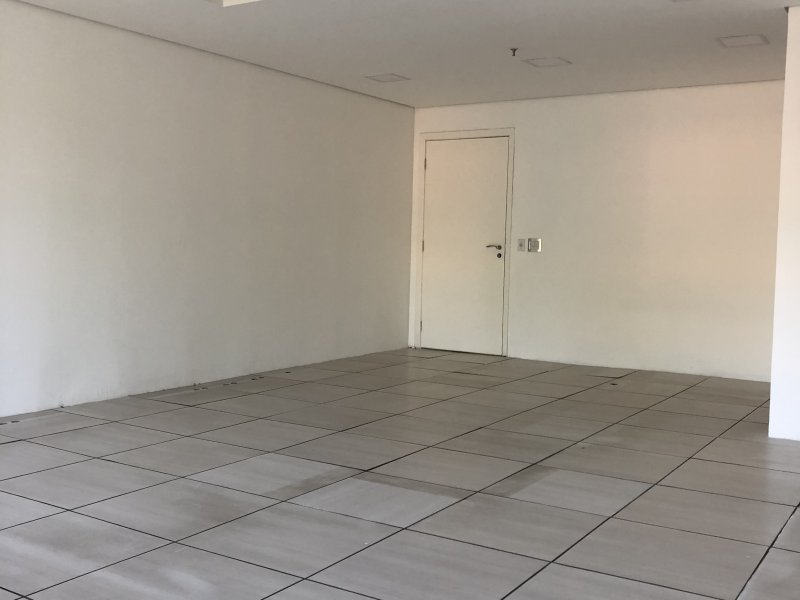 Comercial à venda Vila Ester (Zona Norte) com 50m² e 1 quarto por R$ 550.000 - 653333379-8bae618e-5791-4c0e-b41c-18497968bf26.jpeg