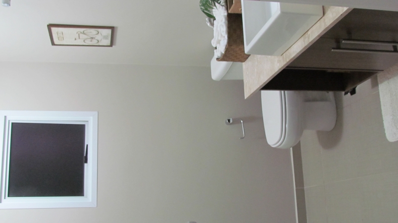 Casa à venda Aldeia da Serra com 279m² e 3 quartos por R$ 1.080.000 - 960679847-Lavabo.JPG