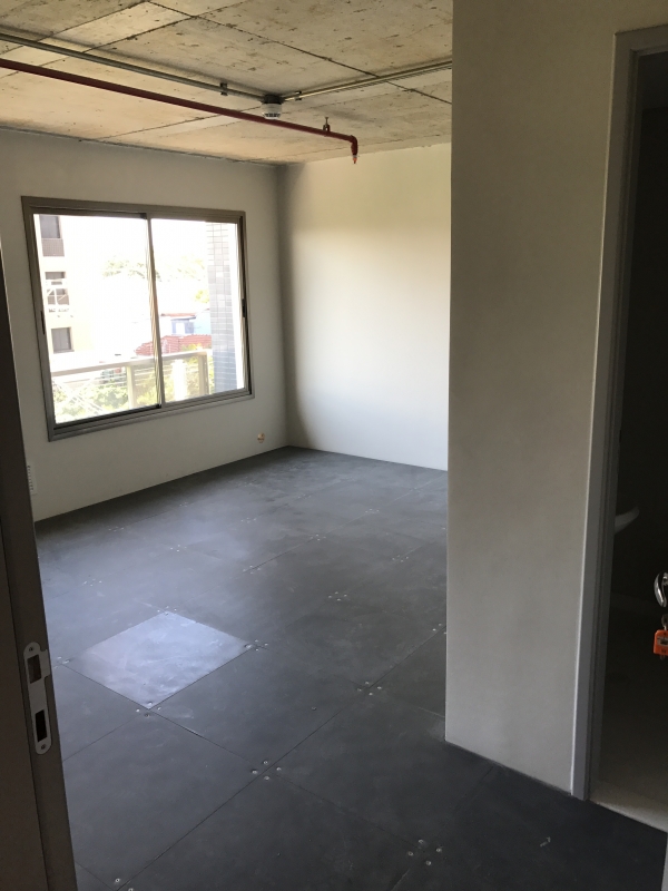 Comercial à venda Vila Mariana com 41m² e 0 quartos por R$ 500.000 - 1946250257-IMG_0060.JPG