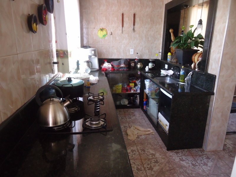 Casa à venda Vila Hab. com 330m² e 3 quartos por R$ 340.000 - 1129989916-ok-169.jpg