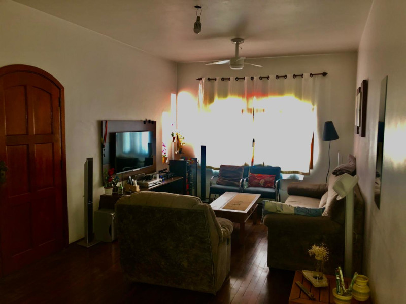 Casa à venda Vila Barbosa com 250m² e 3 quartos por R$ 800.000 - imagem-do-whatsapp-de-2025-01-15-as-115439-0b8d6c16.jpg