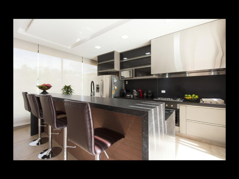 Casa à venda Joapiranga com 334m² e 4 quartos por R$ 2.400.000 - 553098509-img-20180609-wa0039.jpg