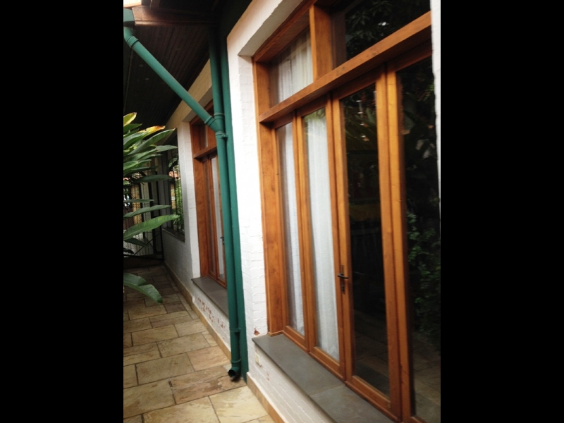 Casa à venda Interlagos com 356m² e 4 quartos por R$ 1.550.000 - 1772902588-img-1905.JPG