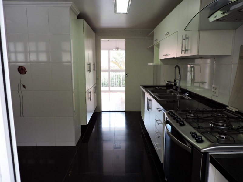 Casa à venda Jardim Dinorah com 156m² e 3 quartos por R$ 620.000 - 890710720-cozinha-1024x768.jpg