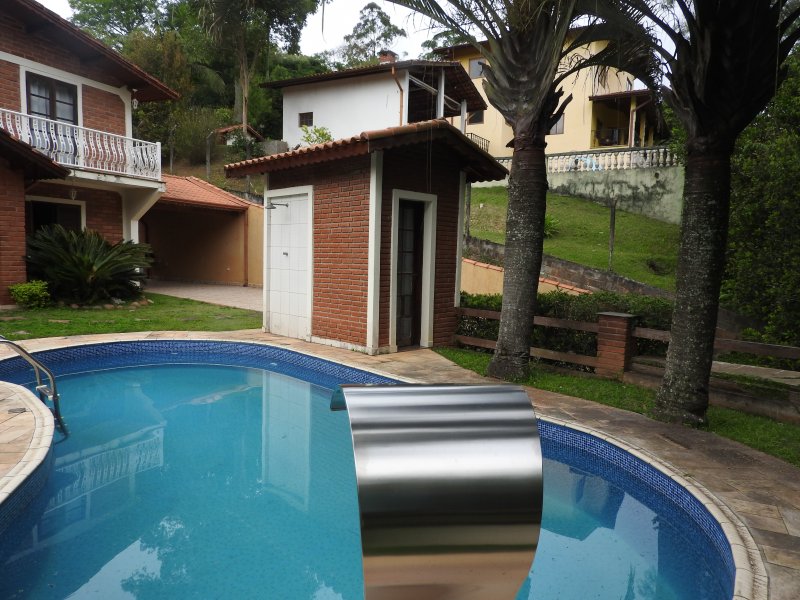 imóvel com 300m² - Jardim dos Ipes - Embu das Artes