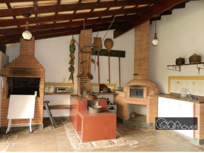 Casa à venda Condomínio Monte Belo com 640m² e 6 quartos por R$ 2.500.000 - 21e5008d-f037-4b6e-a574-ac9e5bd14ad5.jpeg