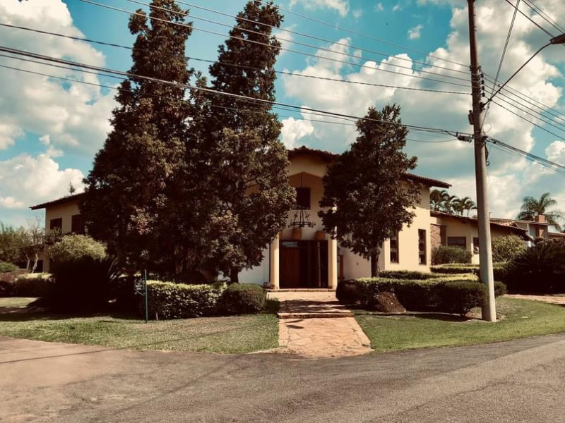 Casa à venda Condomínio Monte Belo com 640m² e 6 quartos por R$ 2.500.000 - d10fd0e8-390a-4c5a-b332-bcfccc323e95.jpeg