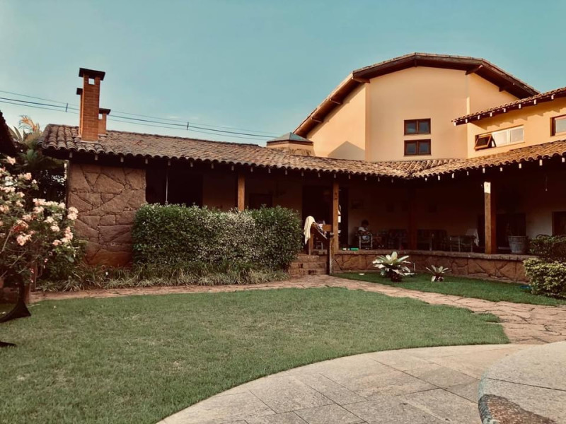 Casa à venda Condomínio Monte Belo com 640m² e 6 quartos por R$ 2.500.000 - fb61dec9-2363-4c40-b809-568fd9c39458.jpeg
