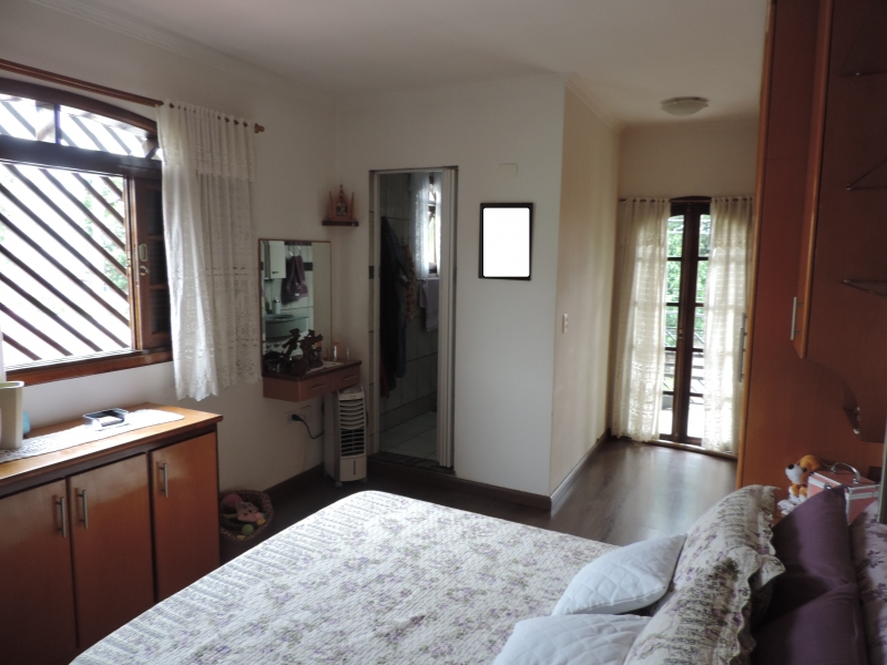Casa à venda Vila Pereira Barreto com 360m² e 3 quartos por R$ 900.000 - 615016102-dscn1468.JPG