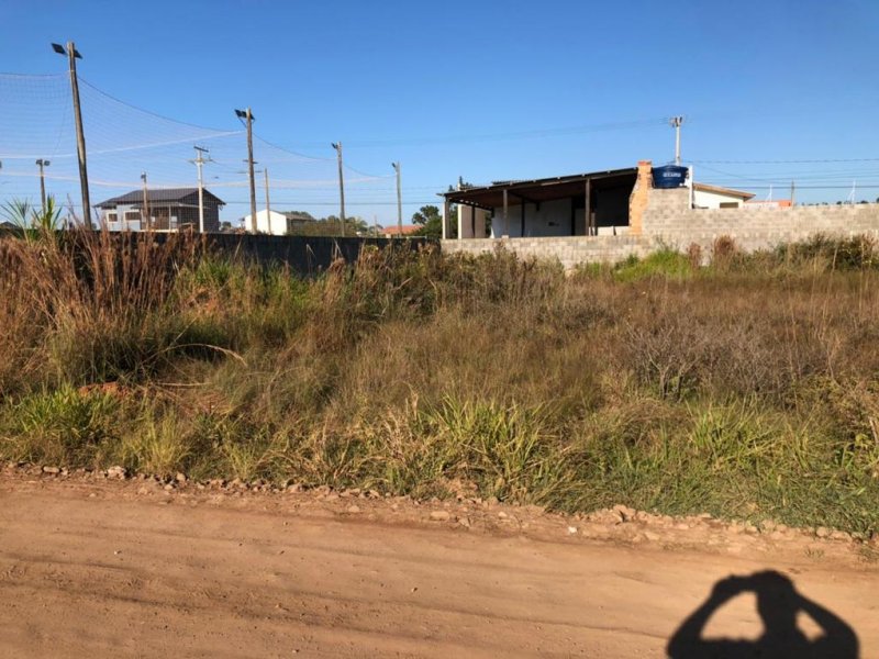 Comercial à venda Menino Deus com 60m² e 1 quarto por R$ 150.000 - cc6ec831-cc80-4e86-b2f0-bfc0756bc4ea.jpeg