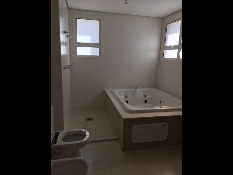 Apartamento à venda Tamboré com 224m² e 3 quartos por R$ 1.700.000 - 1215739484-img-0066.JPG