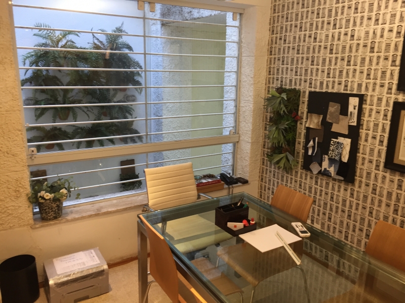 Comercial à venda Jardim Santa Efigênia com 261m² e  quartos por R$ 1.950.000 - 168454912-img-4623.JPG