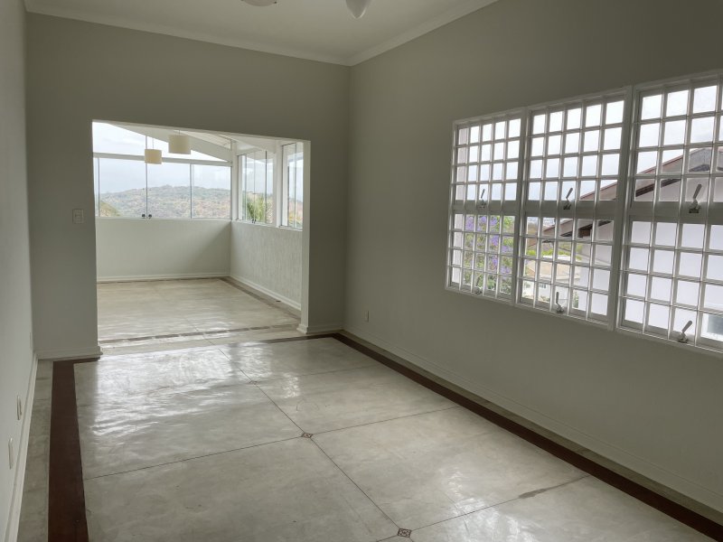 imóvel com 627m² - Dos Ortizes - Valinhos