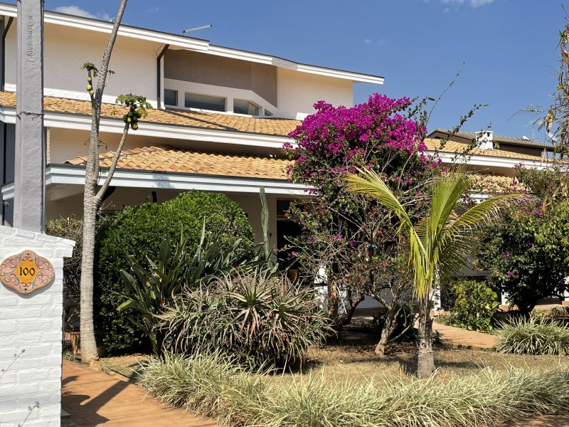 imóvel com 627m² - Dos Ortizes - Valinhos