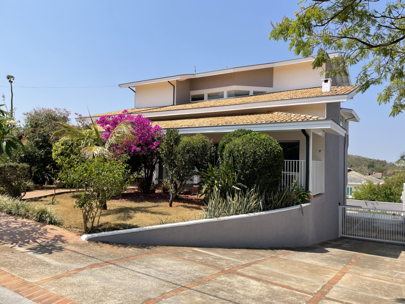 imóvel com 627m² - Dos Ortizes - Valinhos