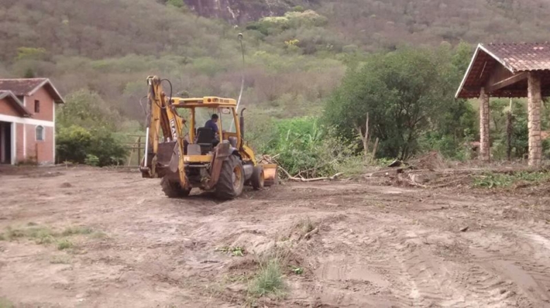 Terreno à venda Bangu com 450m² e 0 quartos por R$ 85.000 - 969253293-b3.jpg