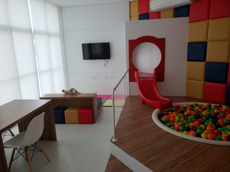 imóvel com 111m² - Centro Cívico - Curitiba