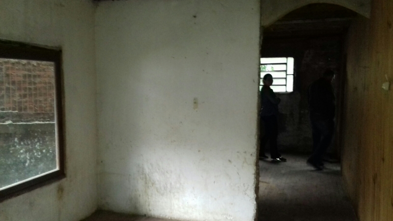 Casa à venda com 250m² e 5 quartos por R$ 80.000 - 1524960383-20171012-155913-resized.jpg