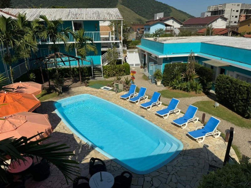 Comercial à venda Cantagalo com 1400m² e 19 quartos por R$ 3.500.000 - 9ae5bde5-efd6-40d4-acc4-b82ca32d612f.jpeg