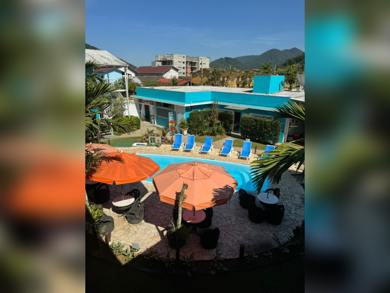 Comercial à venda Cantagalo com 1400m² e 19 quartos por R$ 3.500.000 - b27e6c15-df75-4f91-a108-07021f70e4c1.jpeg