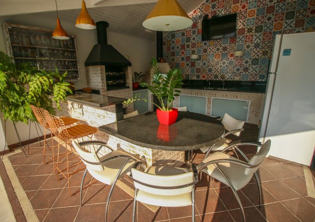 imóvel com 369m²