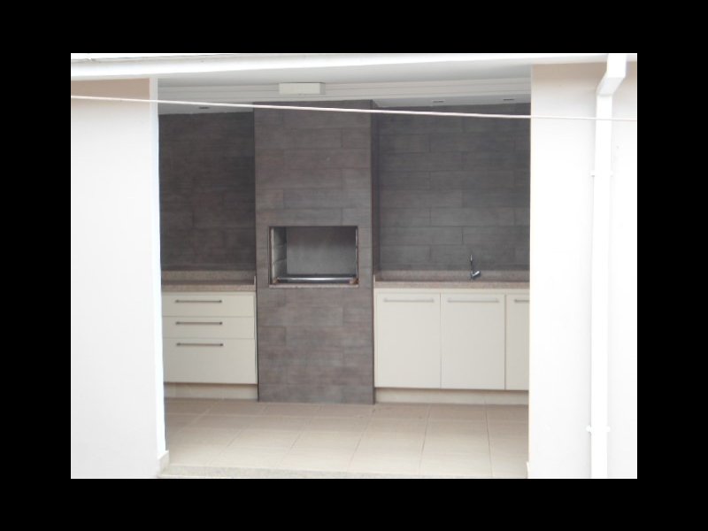 Casa à venda Bairro João Pinheiro com 300m² e 3 quartos por R$ 720.000 - 1280057219-churrasqueira.jpg