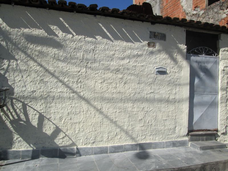 Casa à venda com 150m² e 4 quartos por R$ 200.000 - 151386133-img-2282.JPG