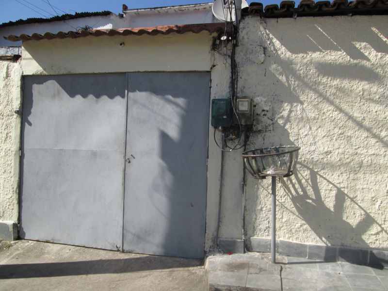 Casa à venda com 150m² e 4 quartos por R$ 200.000 - 2006681099-img-2280.JPG