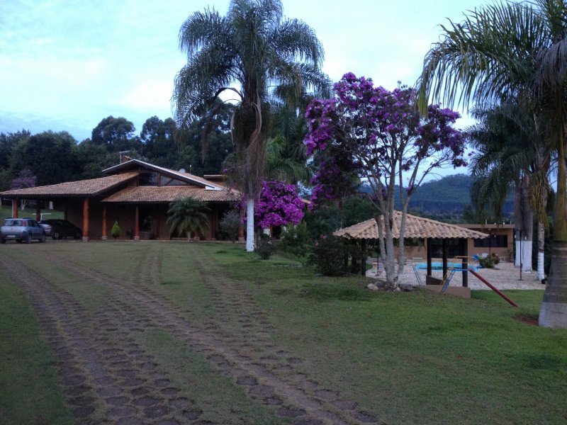Apartamento à venda Afonsos com 70000m² e 4 quartos por R$ 1.800.000 - 1667773226-image.jpeg