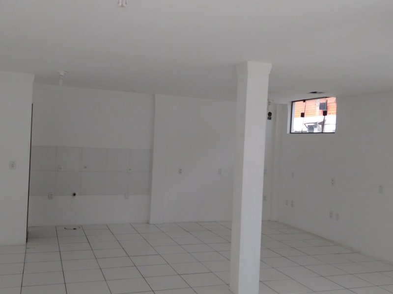 Comercial à venda CENTRO com 64m² e 0 quartos por R$ 120.000 - 1872763832-img-20170319-113931156.jpg