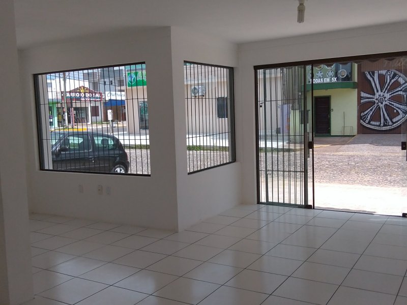 Comercial à venda CENTRO com 64m² e 0 quartos por R$ 120.000 - 19678159-img-20170319-115352324.jpg