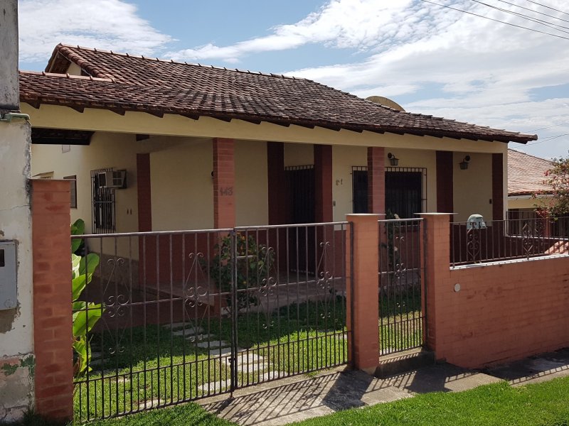 imóvel com 114m² - Parque Tamariz - Iguaba Grande